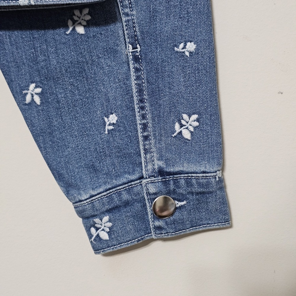 Chelsea&Violet Women's Denim Jacket Large Blue Medium Wash Embroidery Floral 371 - Picture 10 of 15